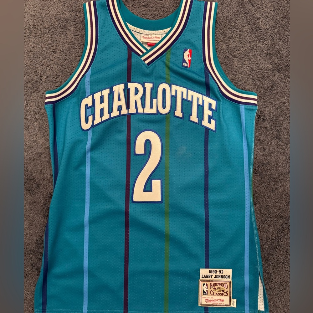 Mitchell & Ness Authentic Larry Johnson Charlotte Hornets